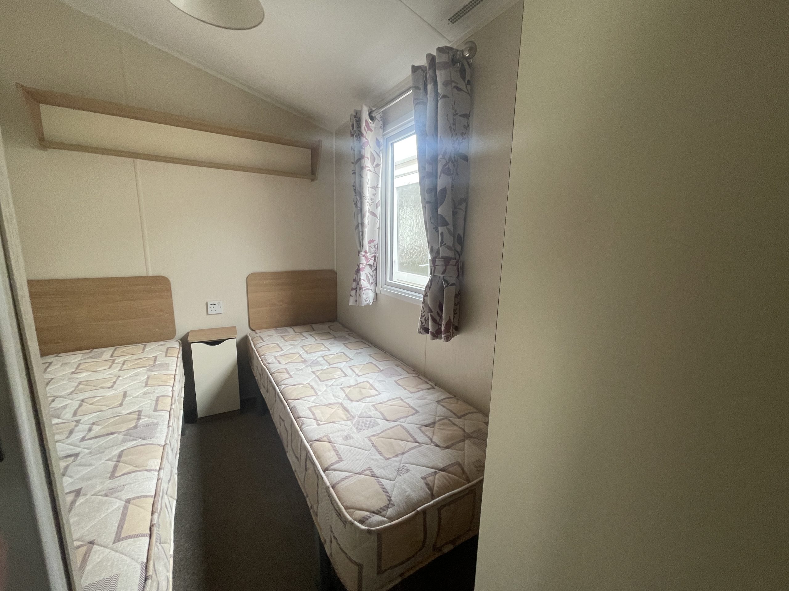WILLERBY SEASON 35X12 3 BED - Image 7