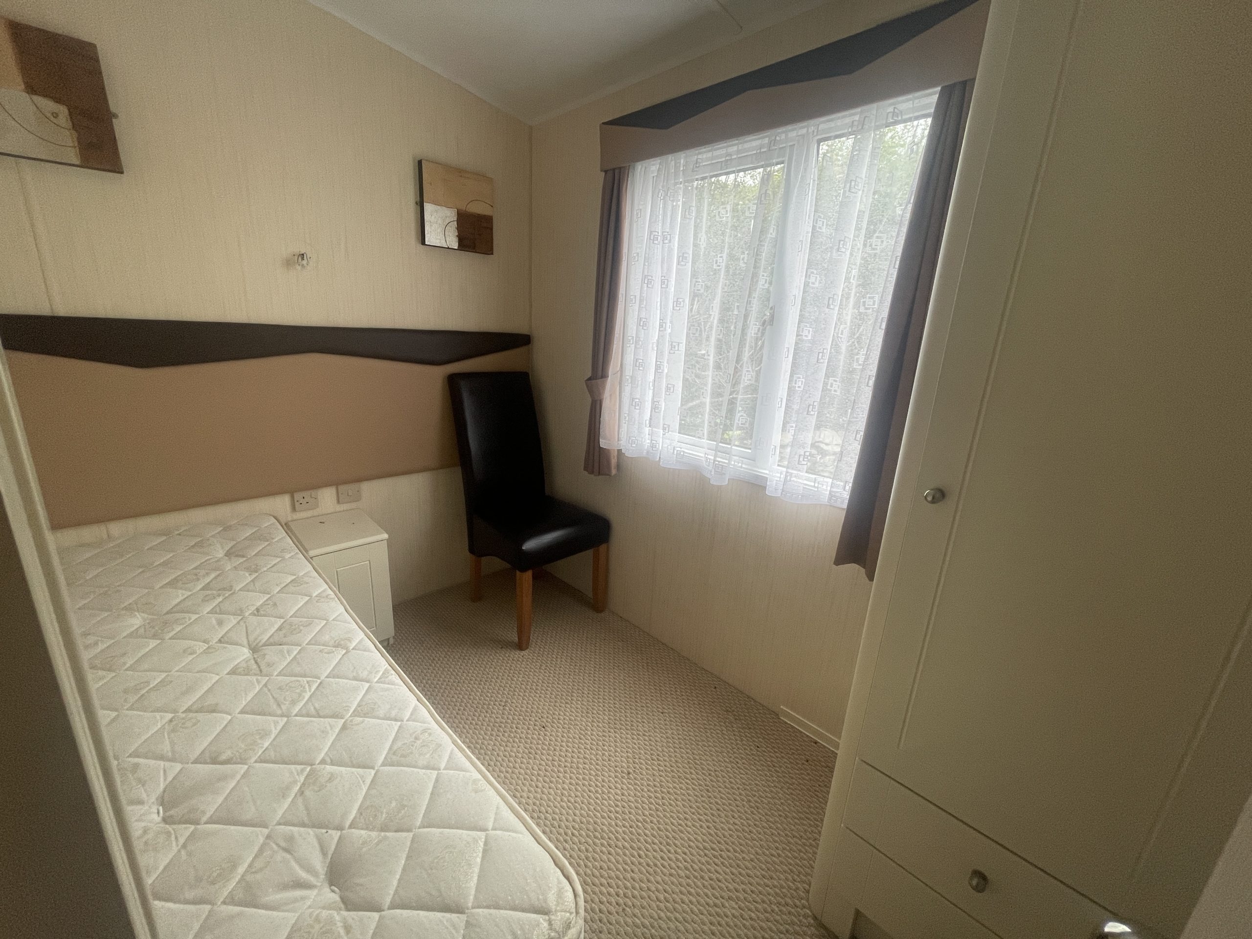 BK BALMORAL 40X12 3 BED - Image 9