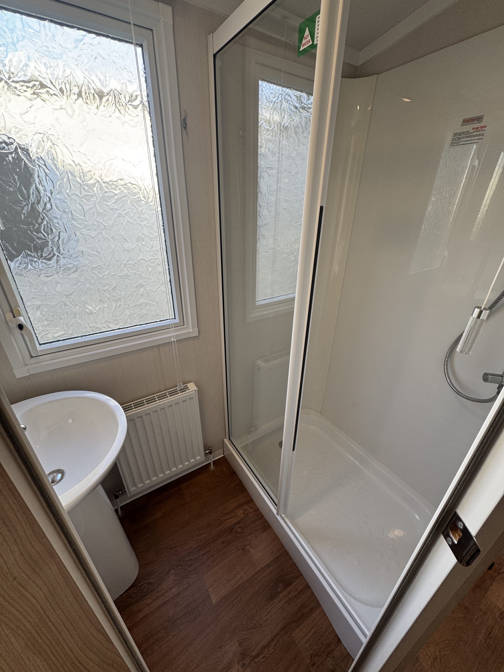 Swift Loire 35x12 3 bed - Image 6