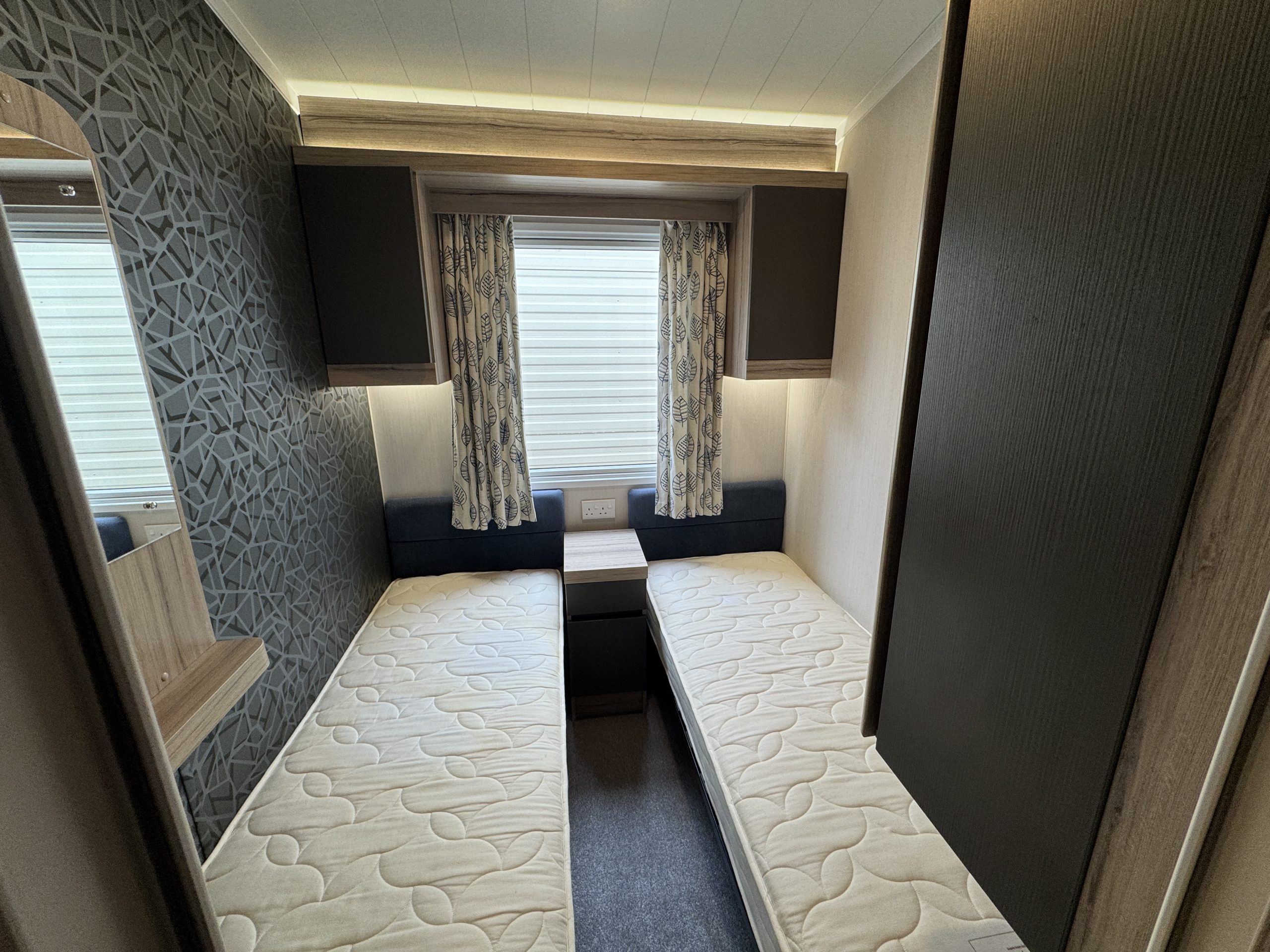 Swift Antibes 40X12 3 Bed - Image 7